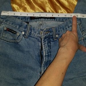 Vintage  DKNY Jeans size 6, 25"waist ,super soft